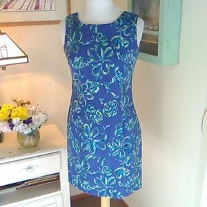 U2 Wear Me Out Summery Sheath Dress